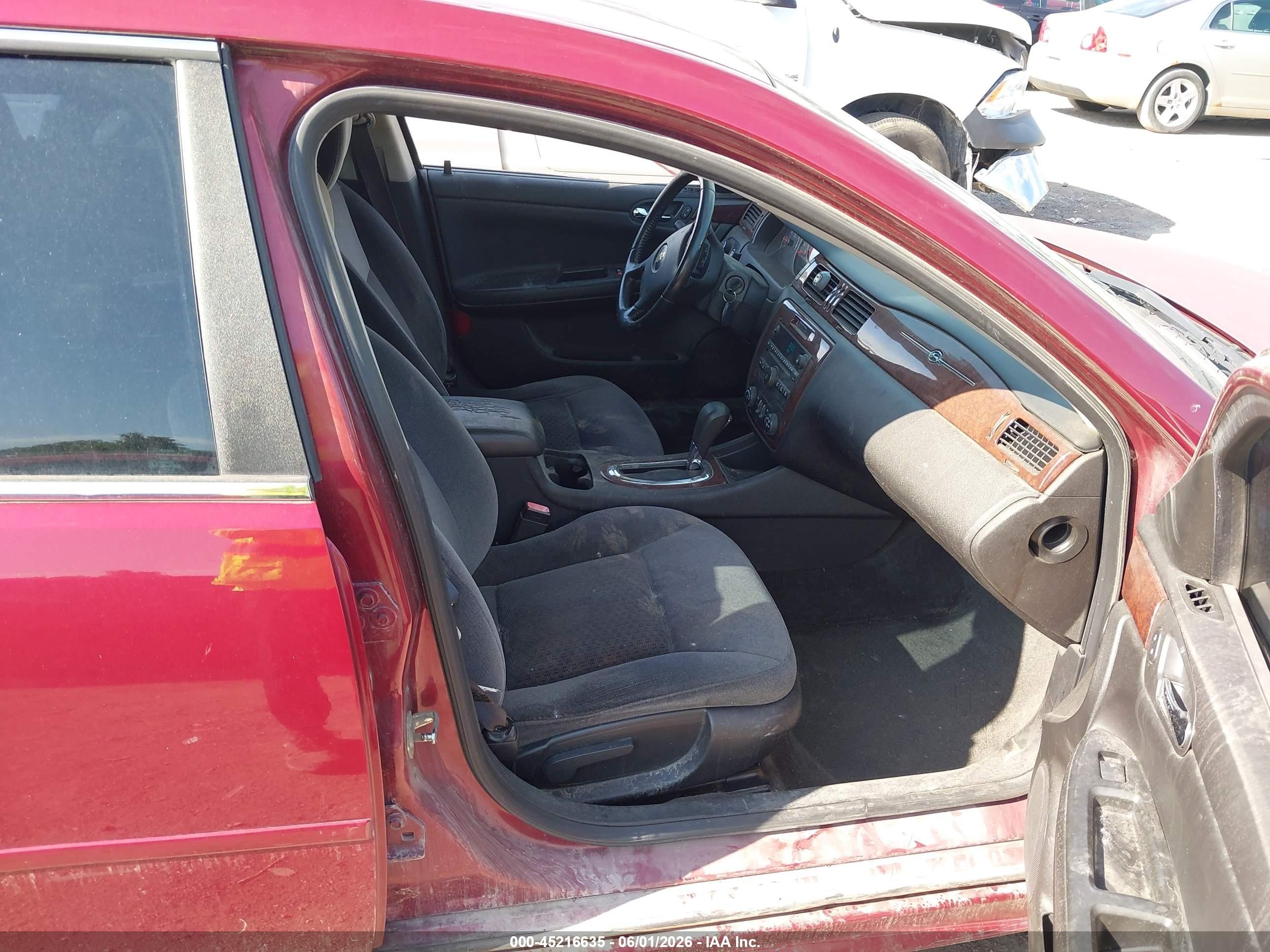 2011 Chevrolet Impala Lt Red vin: 2G1WG5EK5B1267339
