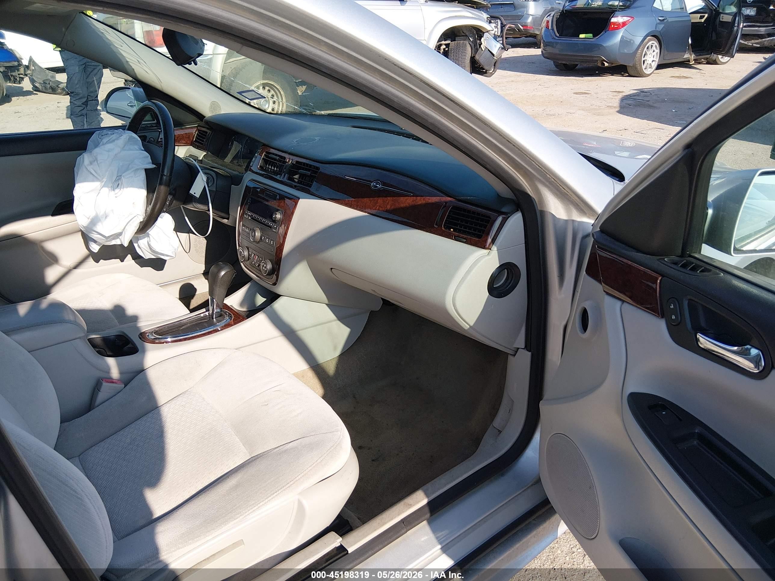 2011 Chevrolet Impala Lt Silver vin: 2G1WG5EK5B1305331