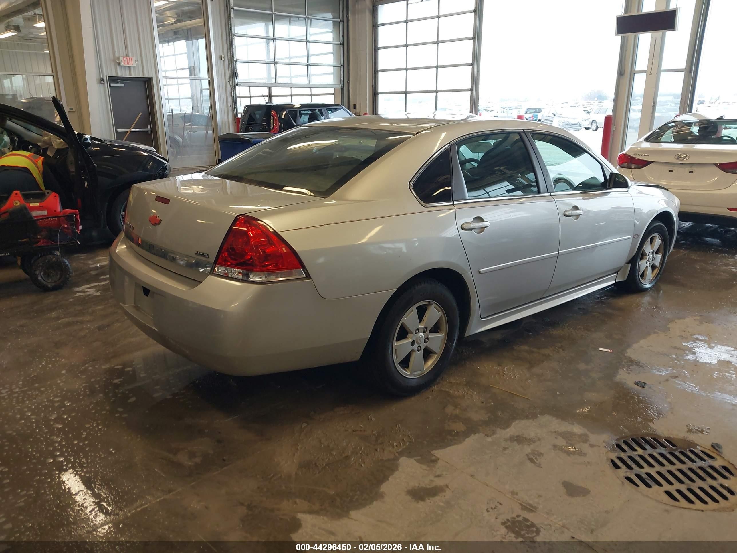 2011 Chevrolet Impala Lt Silver vin: 2G1WG5EK6B1107180