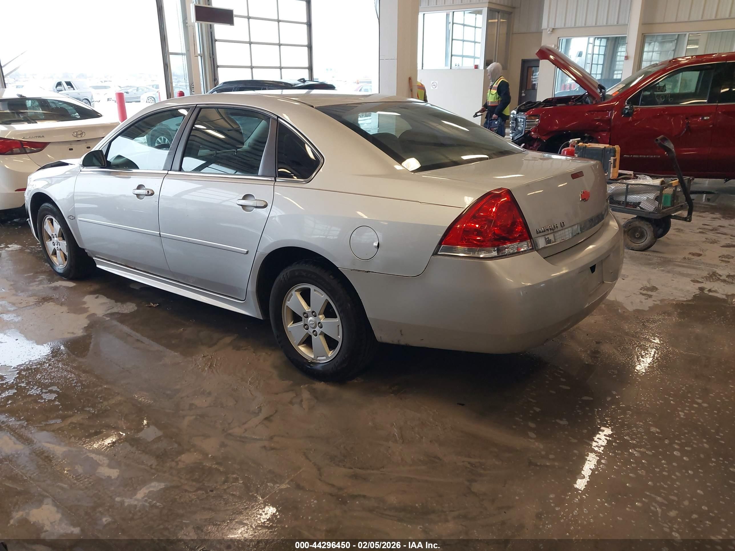 2011 Chevrolet Impala Lt Silver vin: 2G1WG5EK6B1107180