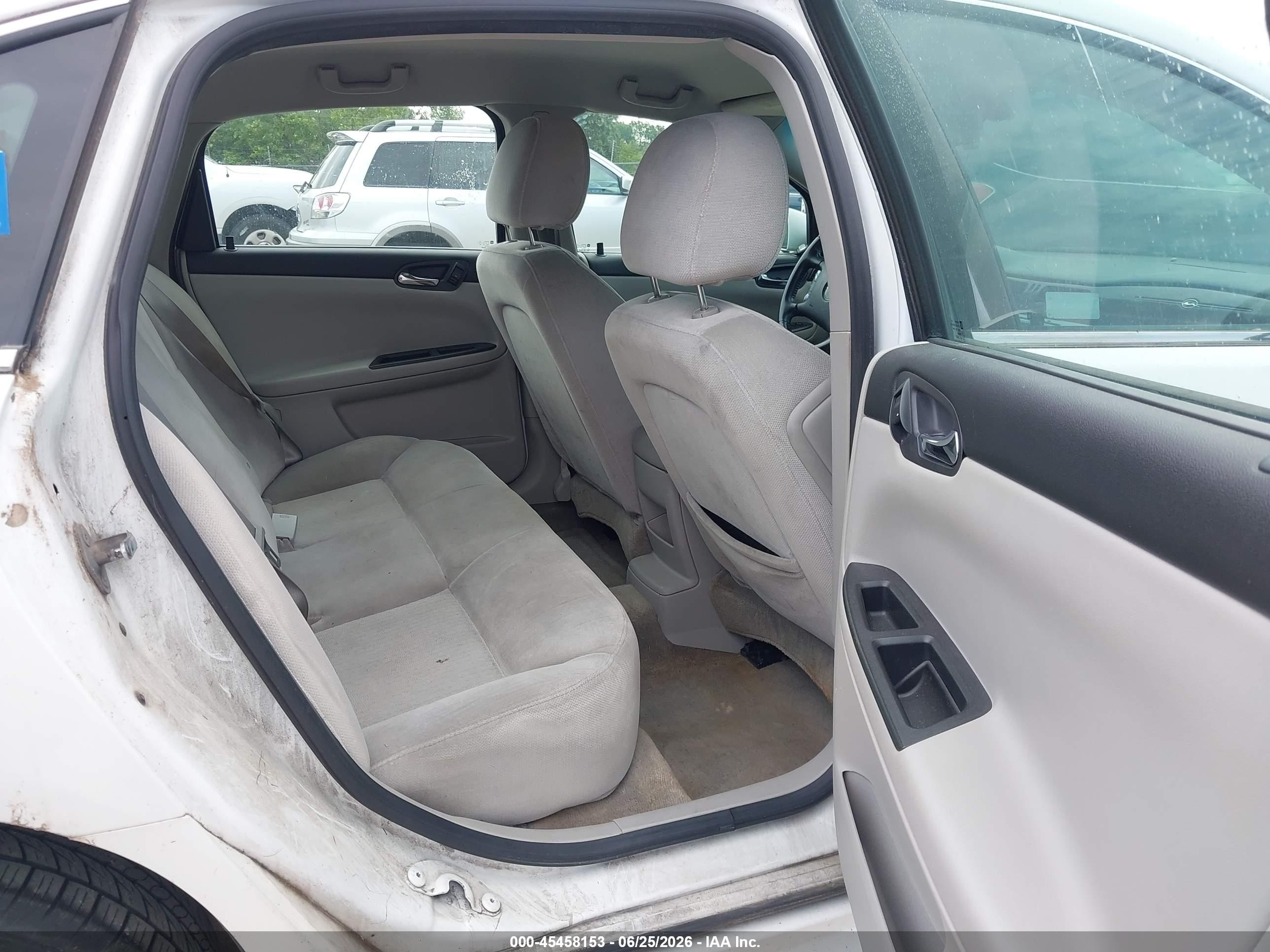 2011 Chevrolet Impala Lt White vin: 2G1WG5EK6B1242479