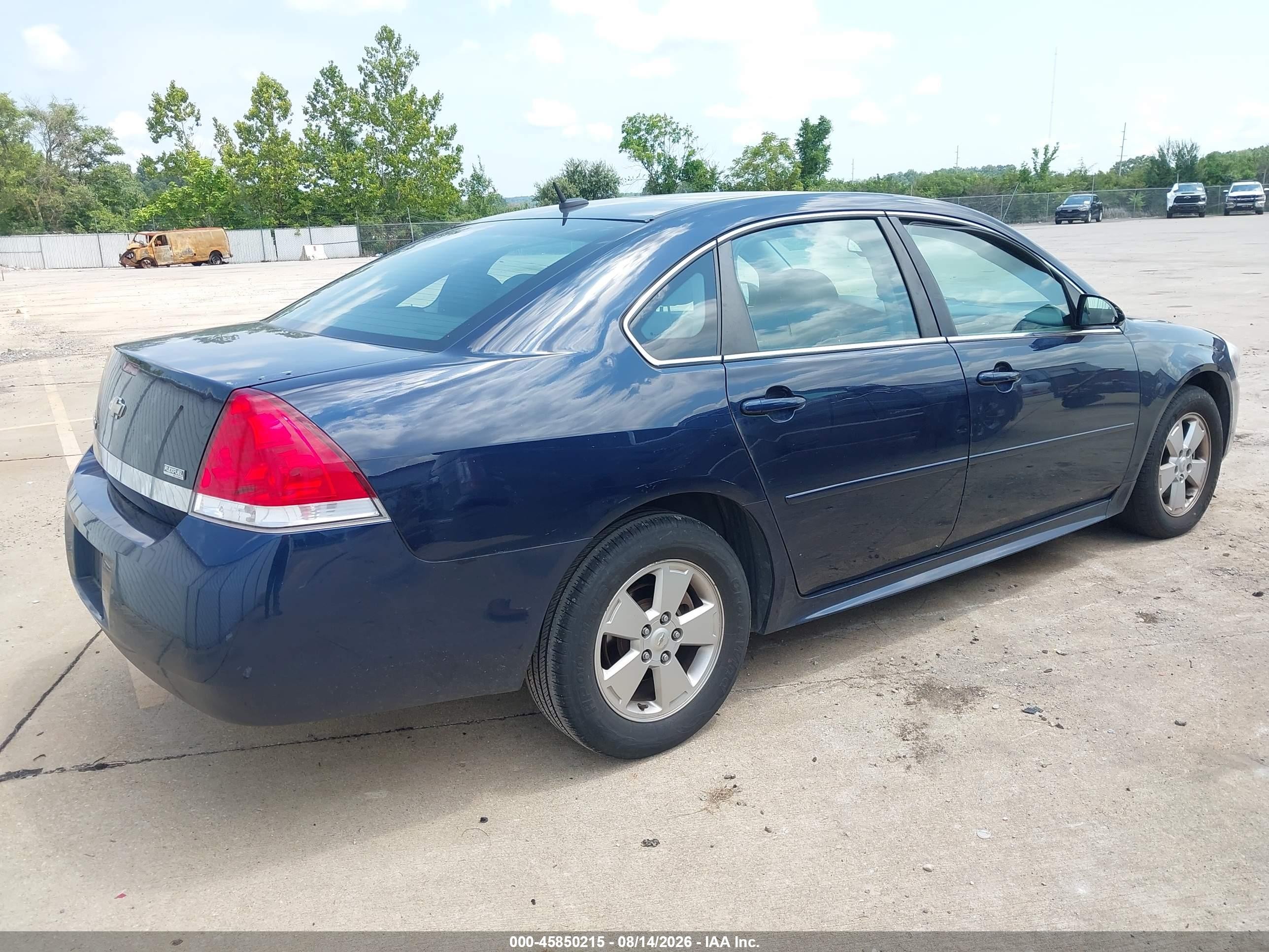 2011 Chevrolet Impala Lt Blue vin: 2G1WG5EK7B1237372
