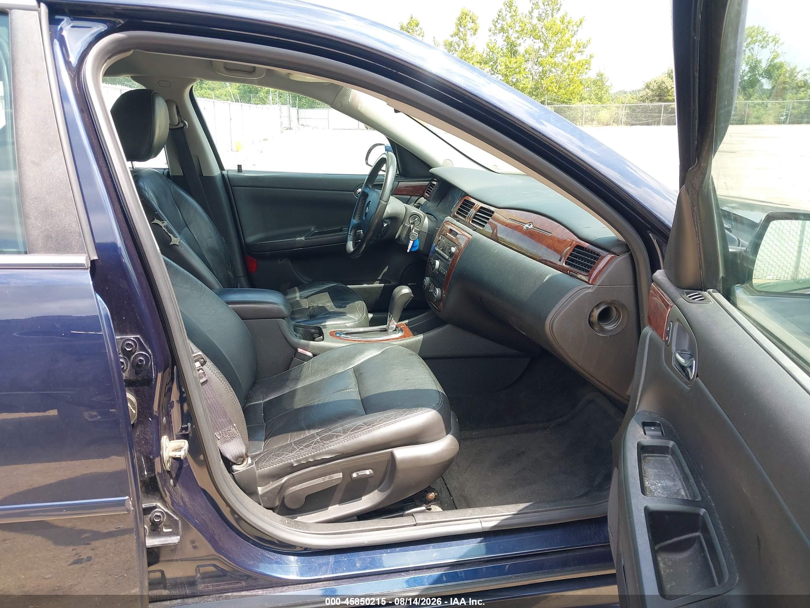 2011 Chevrolet Impala Lt Blue vin: 2G1WG5EK7B1237372
