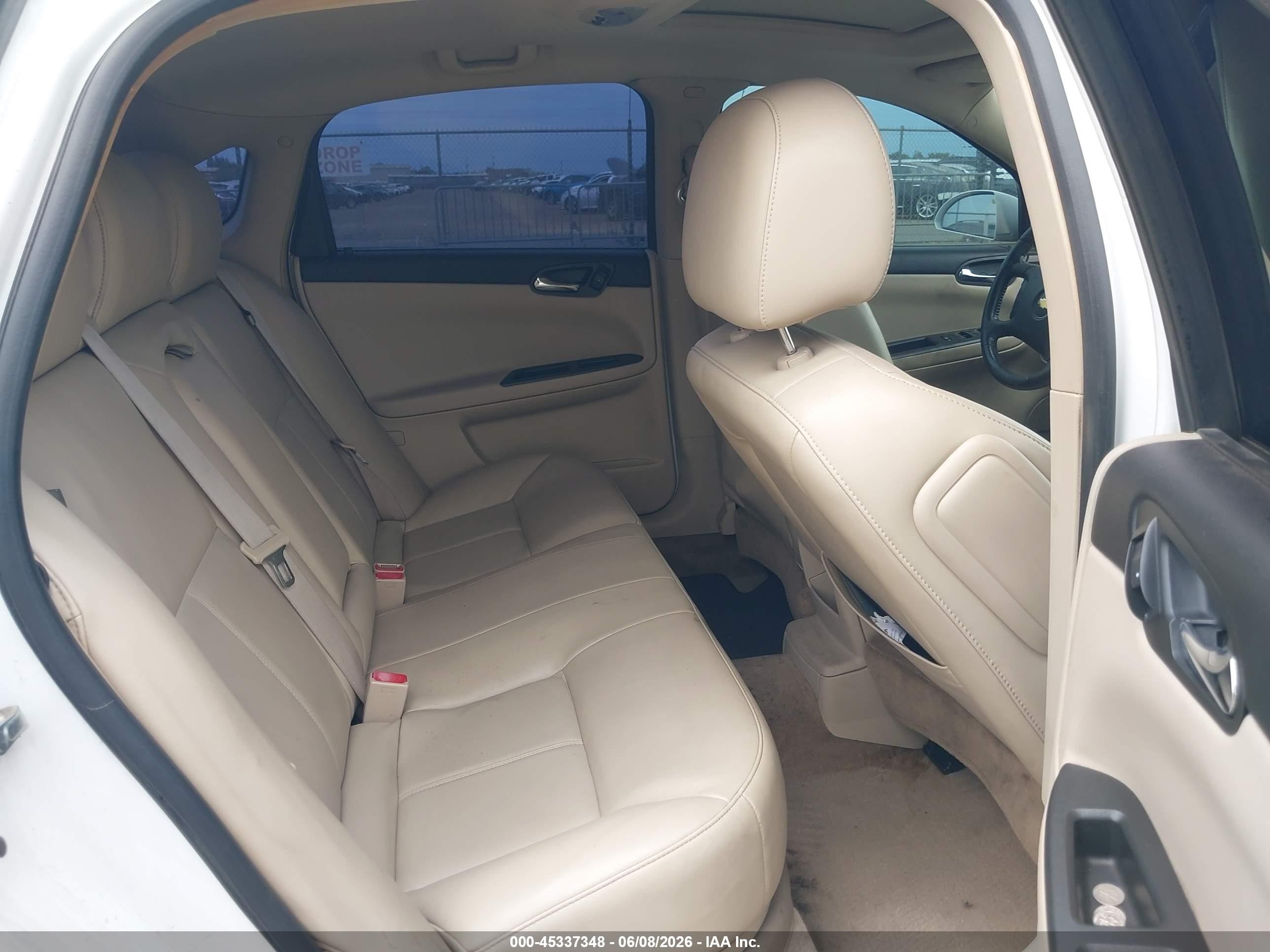 2011 Chevrolet Impala Lt White vin: 2G1WG5EK7B1274583