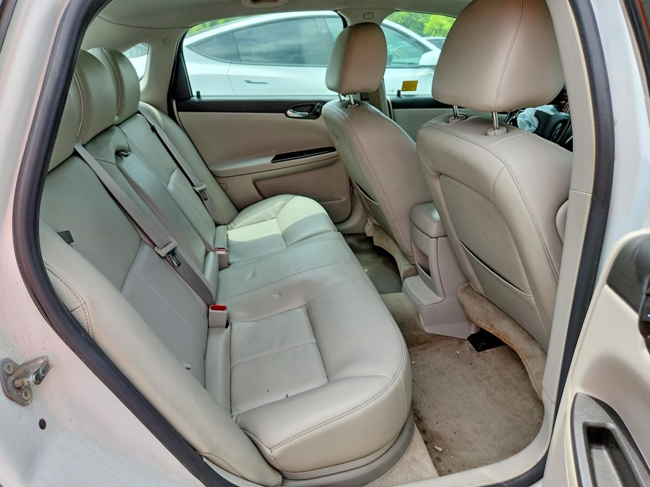 2011 Chevrolet Impala Lt Белый vin: 2G1WG5EK7B1323913