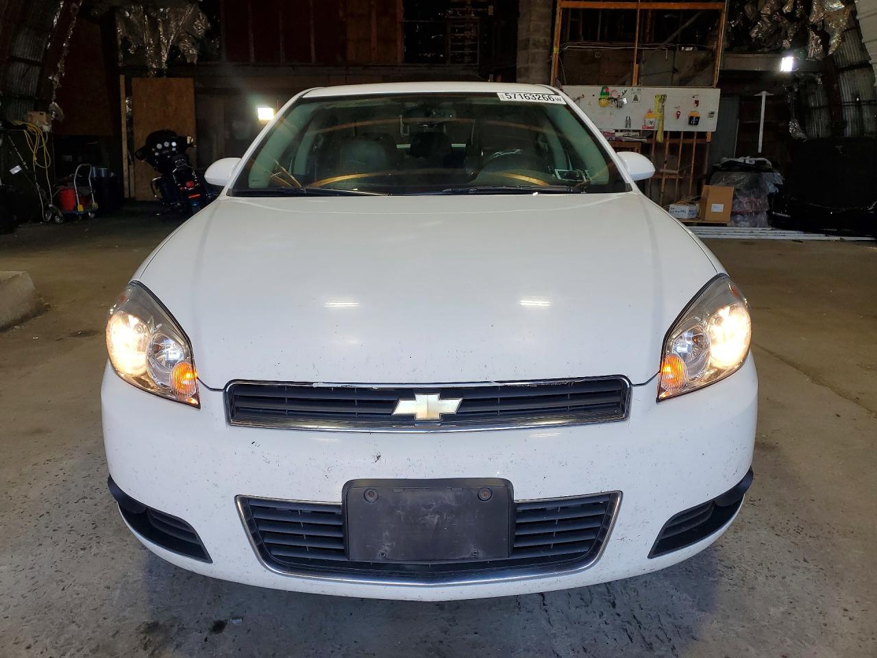 2011 Chevrolet Impala Lt White vin: 2G1WG5EK8B1319689