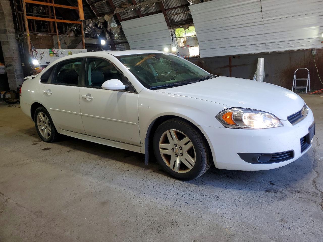 2011 Chevrolet Impala Lt White vin: 2G1WG5EK8B1319689