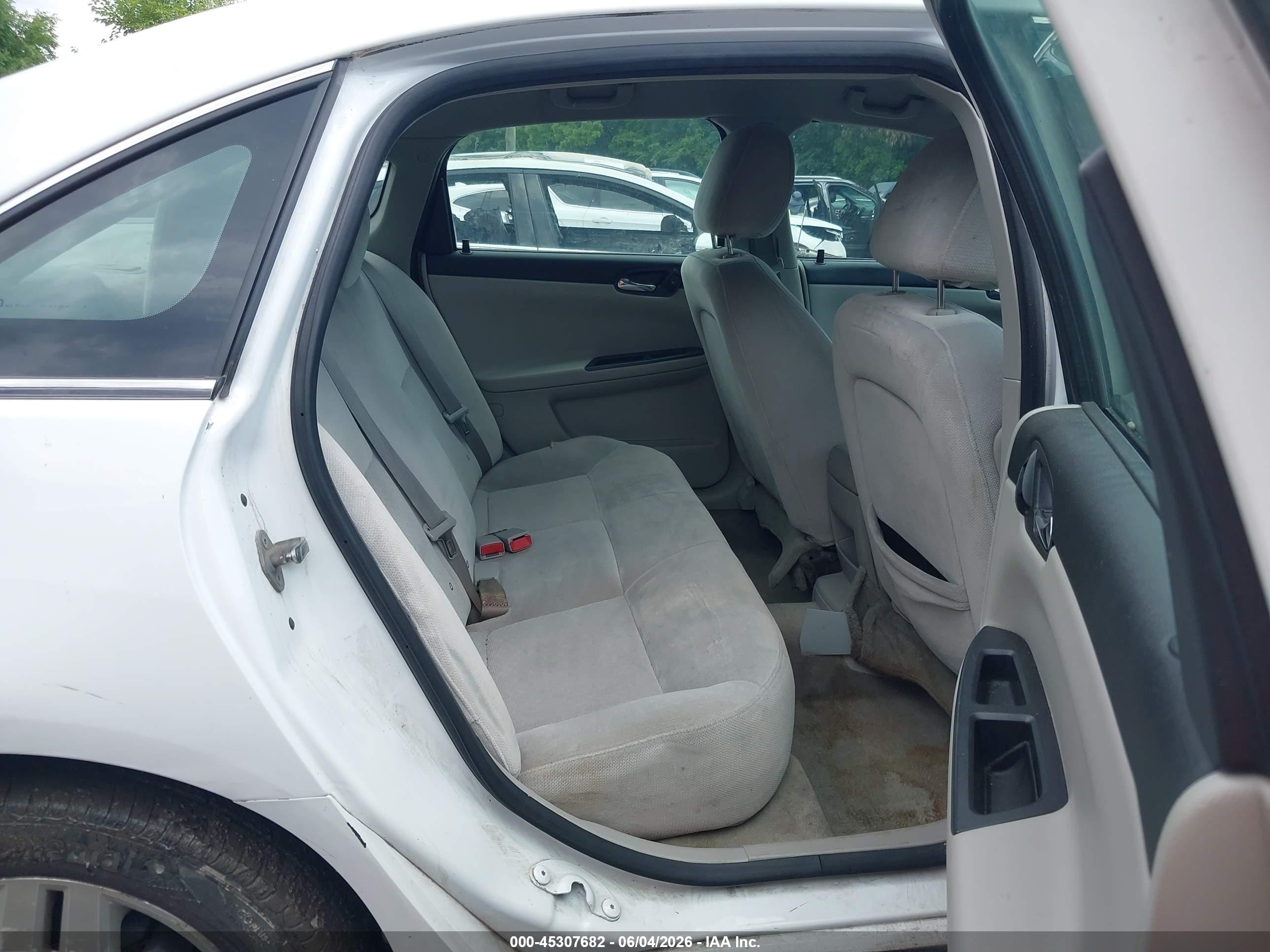 2011 Chevrolet Impala Lt Белый vin: 2G1WG5EK9B1107142