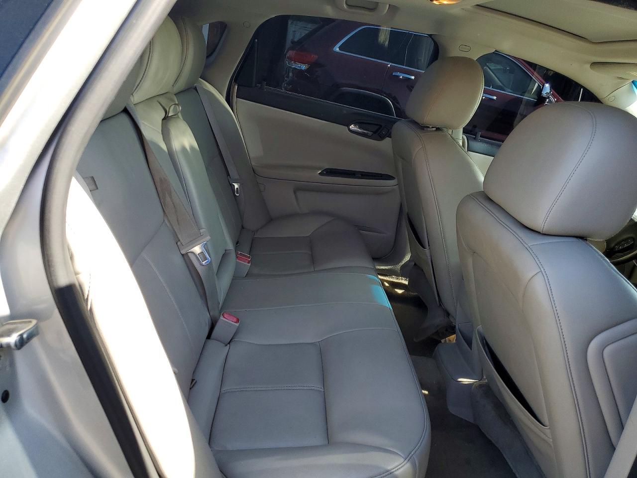 2011 Chevrolet Impala Lt Серебряный vin: 2G1WG5EK9B1273810