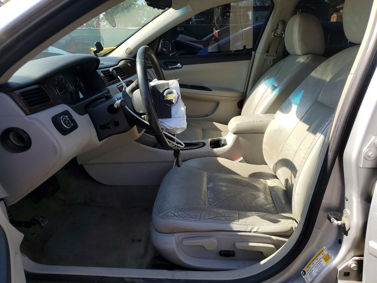 2011 Chevrolet Impala Lt Серебряный vin: 2G1WG5EK9B1273810