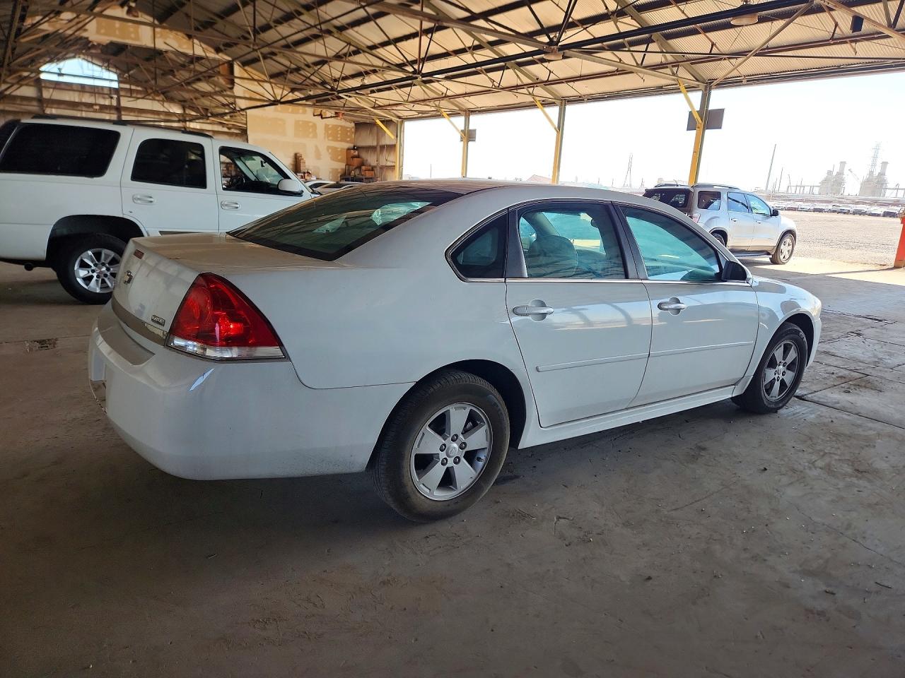 2011 Chevrolet Impala Lt White vin: 2G1WG5EK9B1293555