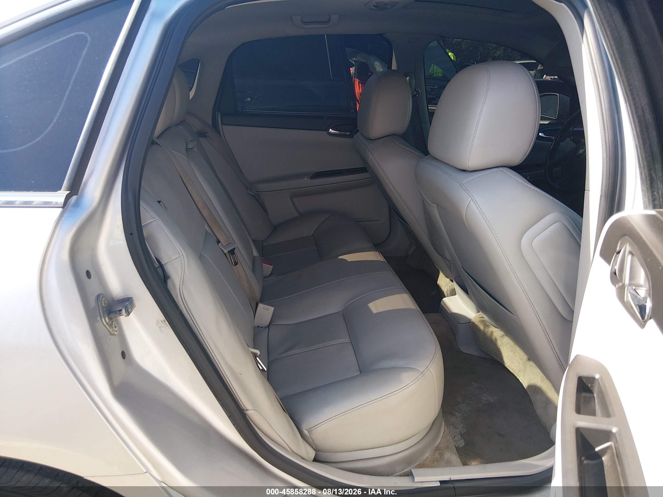2011 Chevrolet Impala Lt Серебряный vin: 2G1WG5EKXB1182481