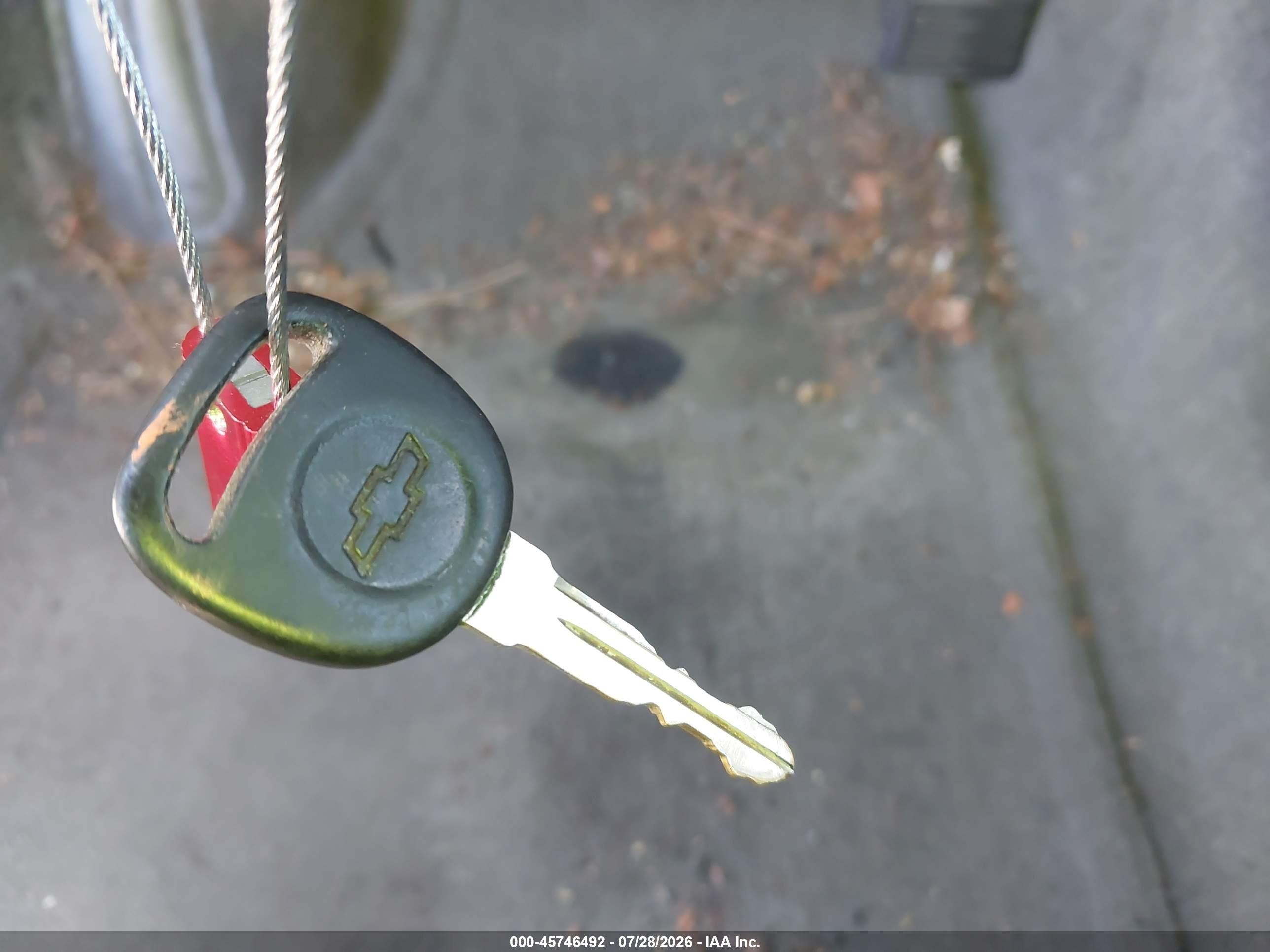 2001 Chevrolet Impala Ls Серебряный vin: 2G1WH55K319245305