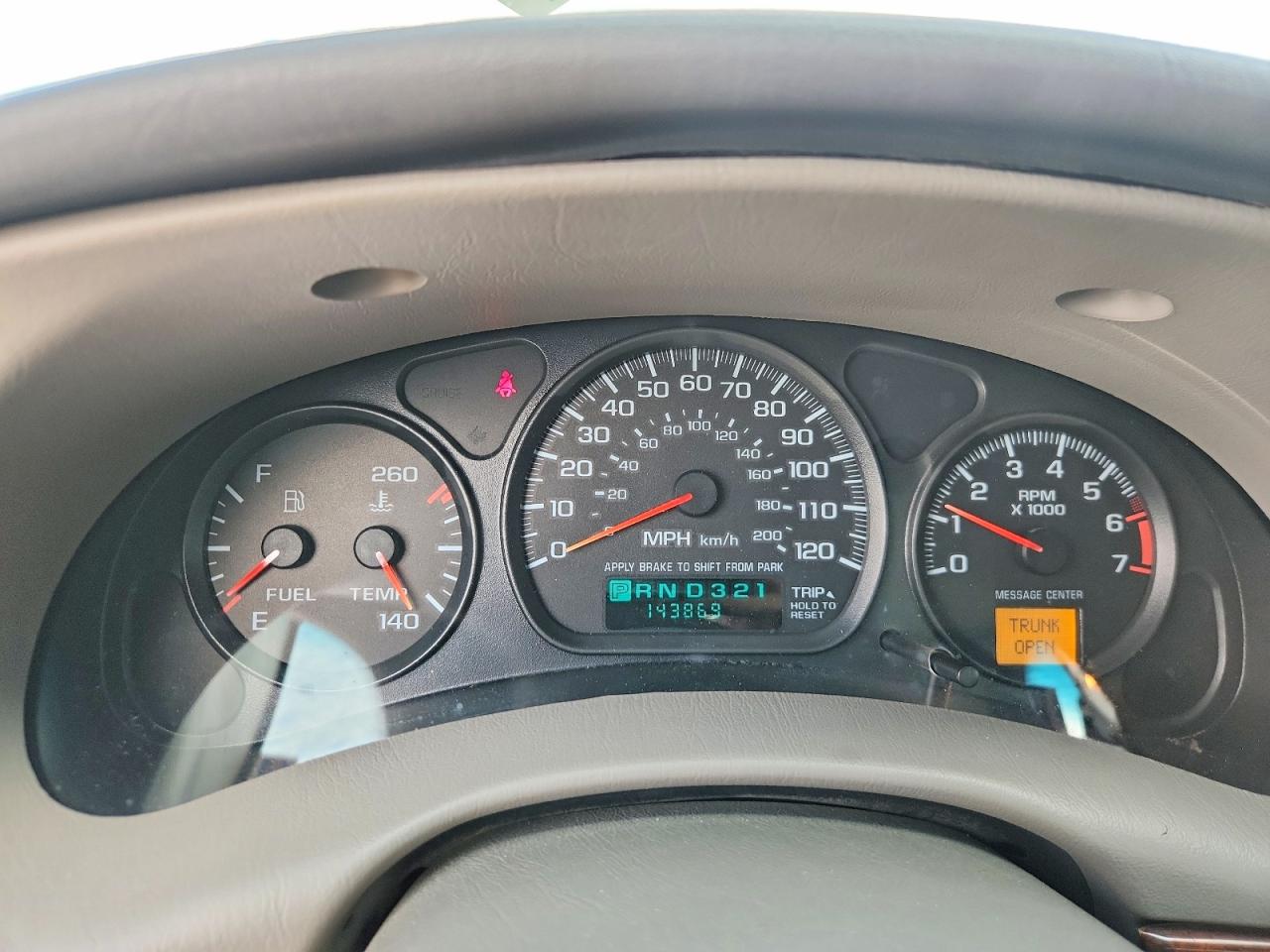2001 Chevrolet Impala Ls White vin: 2G1WH55K719109582