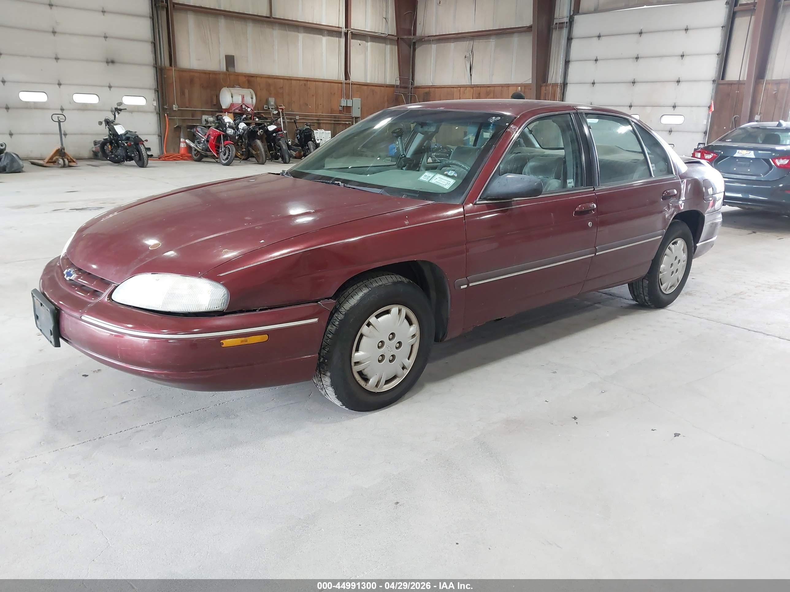 2000 Chevrolet Lumina   Red vin: 2G1WL52J1Y1168565
