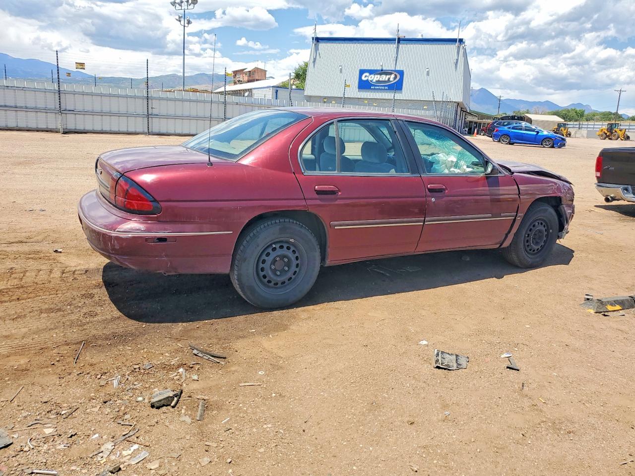 2001 Chevrolet Lumina Maroon vin: 2G1WL52J311300215