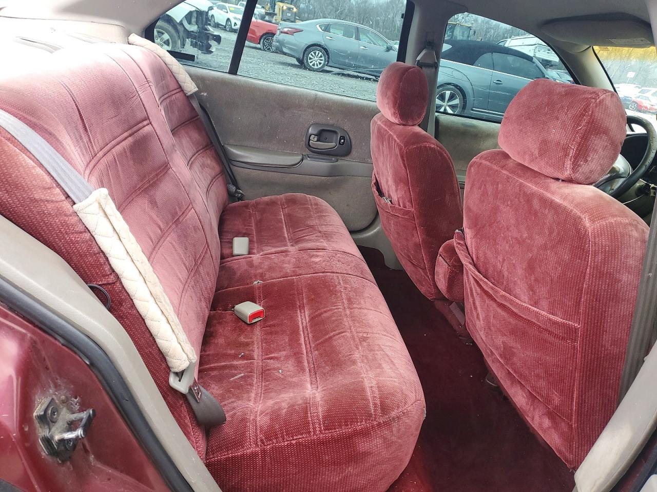 2000 Chevrolet Lumina Burgundy vin: 2G1WL52J3Y1182113