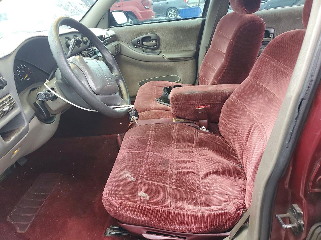 2000 Chevrolet Lumina Burgundy vin: 2G1WL52J3Y1182113