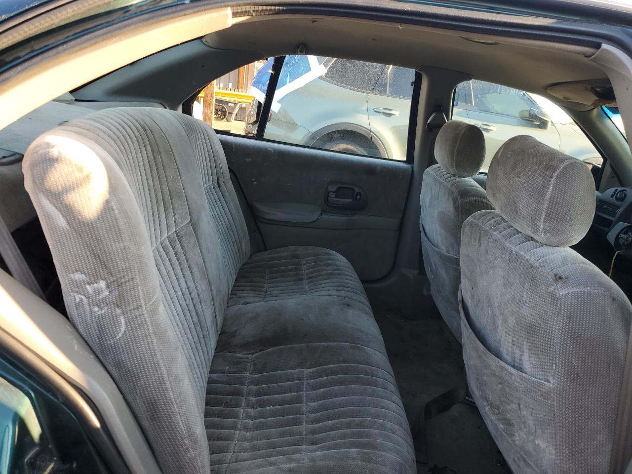 2000 Chevrolet Lumina Green vin: 2G1WL52J5Y1340905