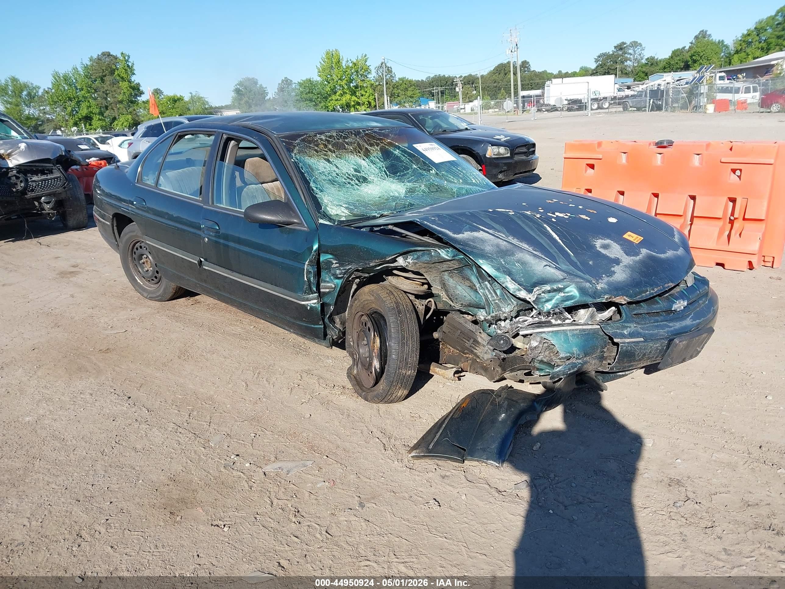 2001 Chevrolet Lumina   Green vin: 2G1WL52J611270028