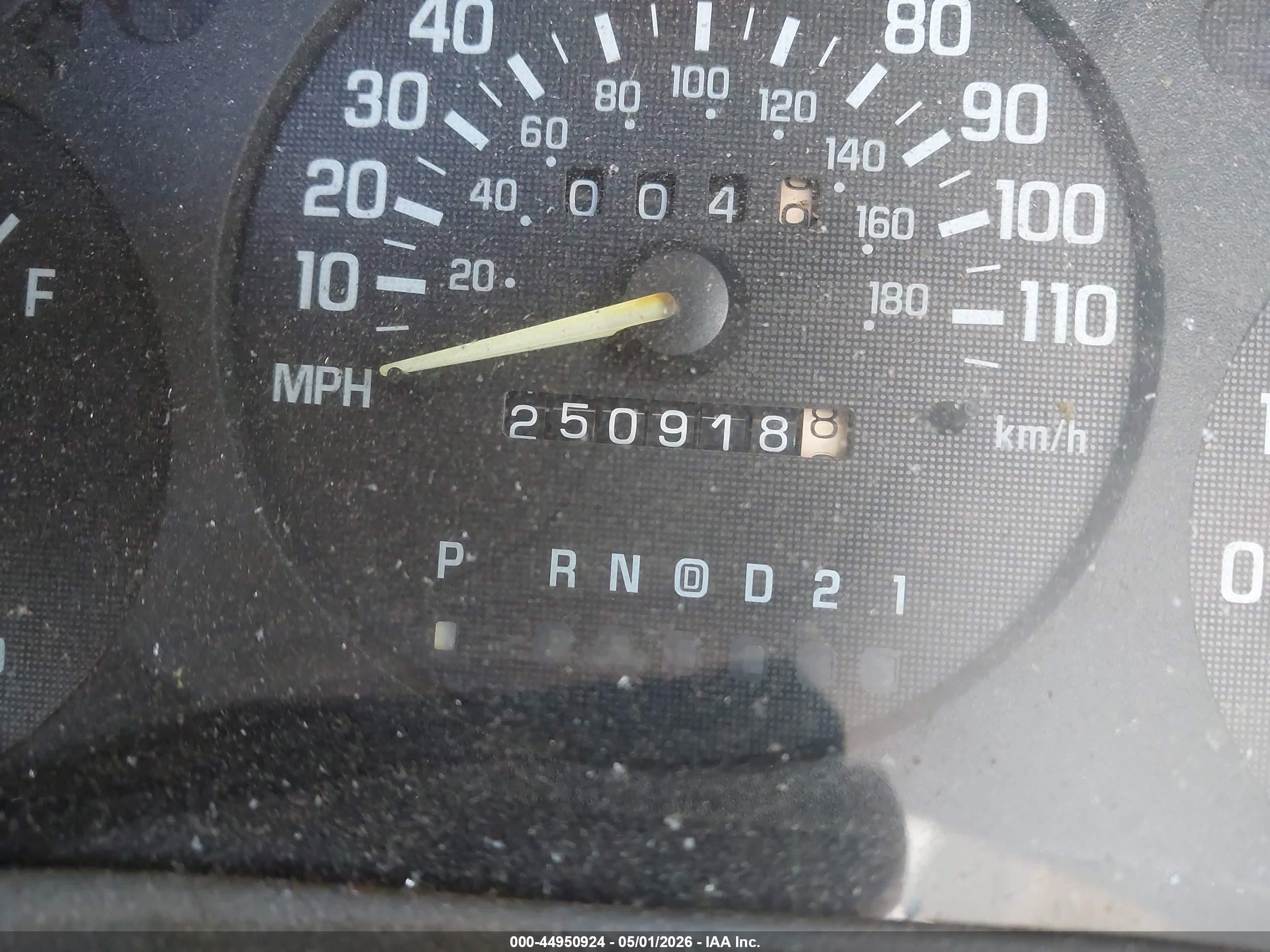 2001 Chevrolet Lumina   Green vin: 2G1WL52J611270028