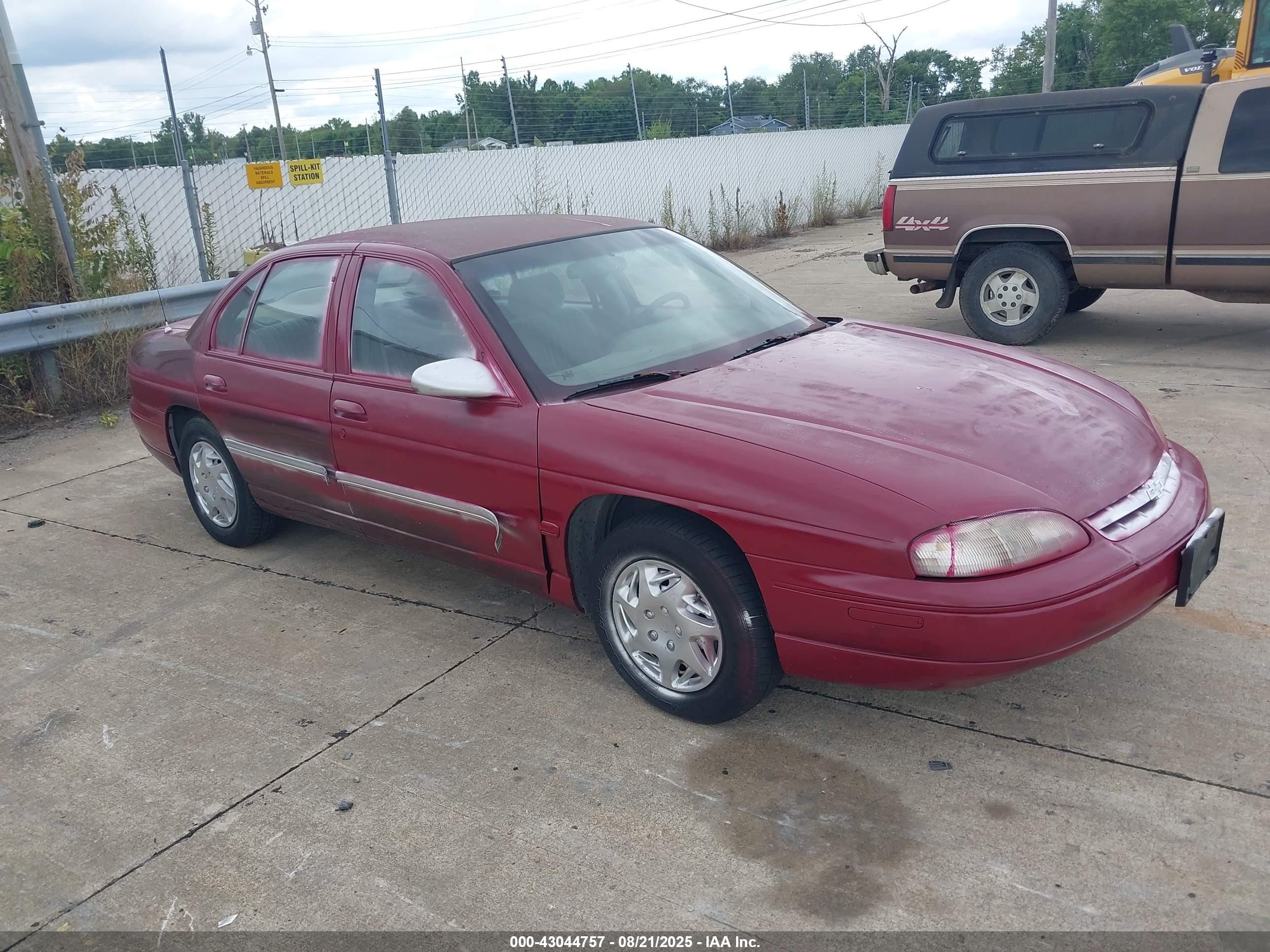 2000 Chevrolet Lumina   Red vin: 2G1WL52J7Y1244628