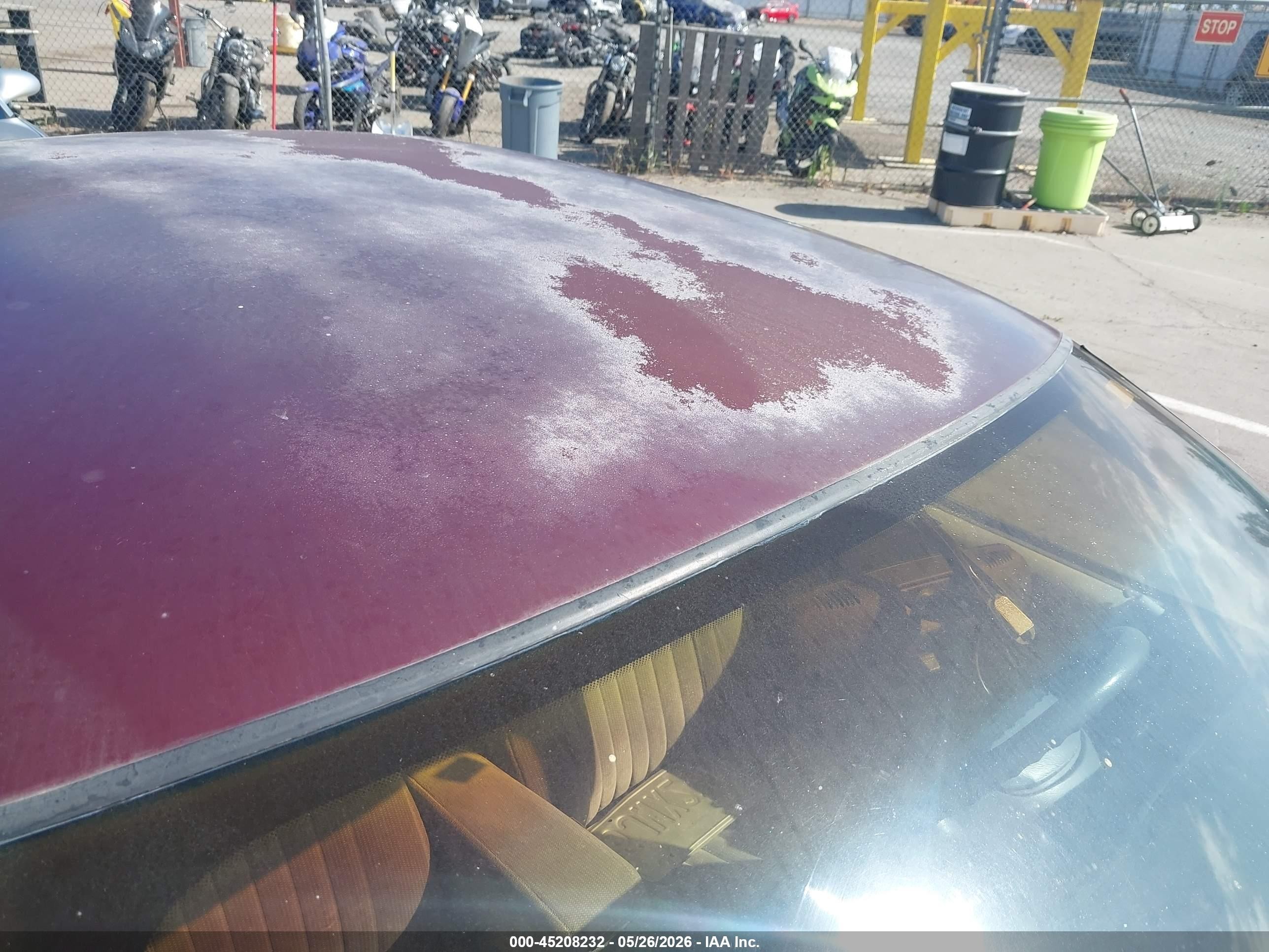 2001 Chevrolet Lumina   Burgundy vin: 2G1WL52J811285386