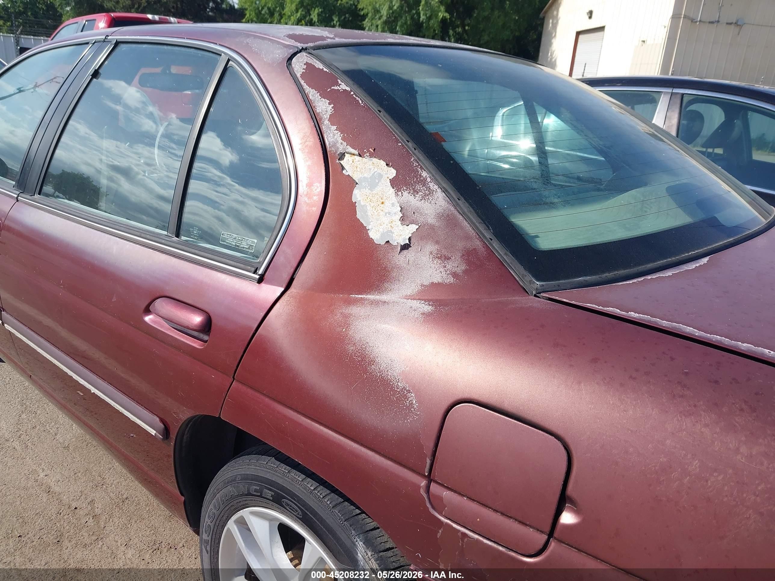 2001 Chevrolet Lumina   Burgundy vin: 2G1WL52J811285386