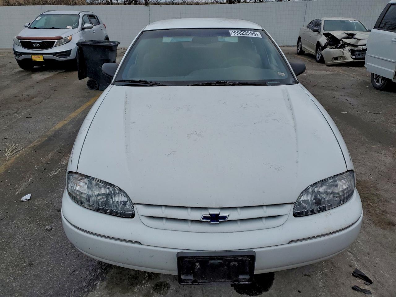 1996 Chevrolet Lumina White vin: 2G1WL52M0T1151176