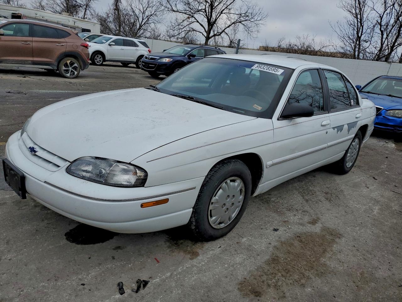 1996 Chevrolet Lumina White vin: 2G1WL52M0T1151176