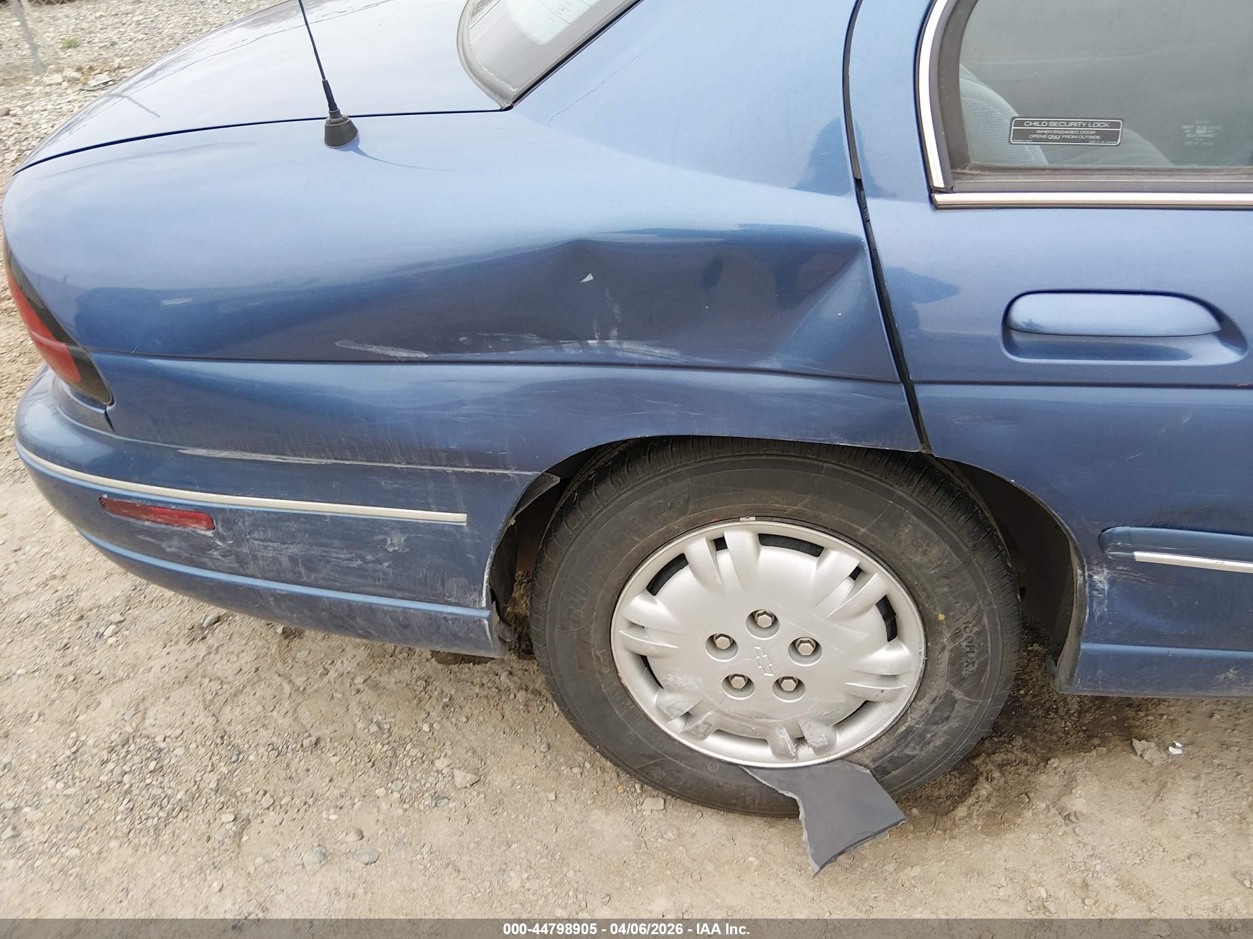 1998 Chevrolet Lumina   Blue vin: 2G1WL52M0W1132633