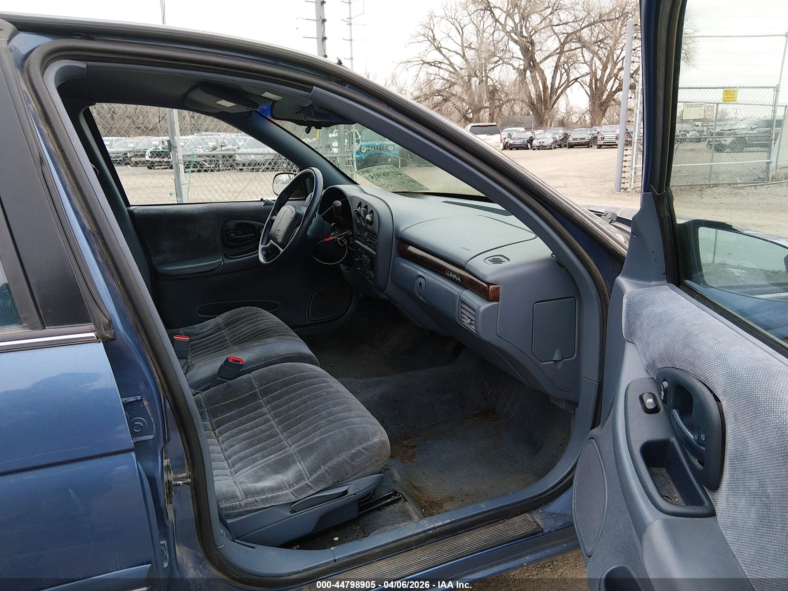 1998 Chevrolet Lumina   Blue vin: 2G1WL52M0W1132633