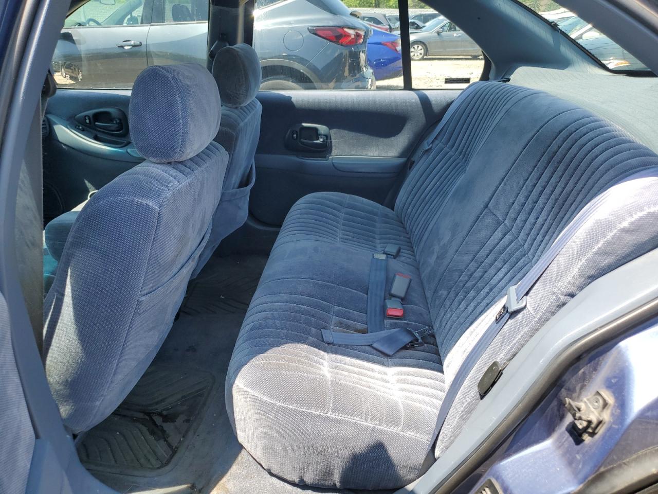 1999 Chevrolet Lumina Base Blue vin: 2G1WL52M0X1101254