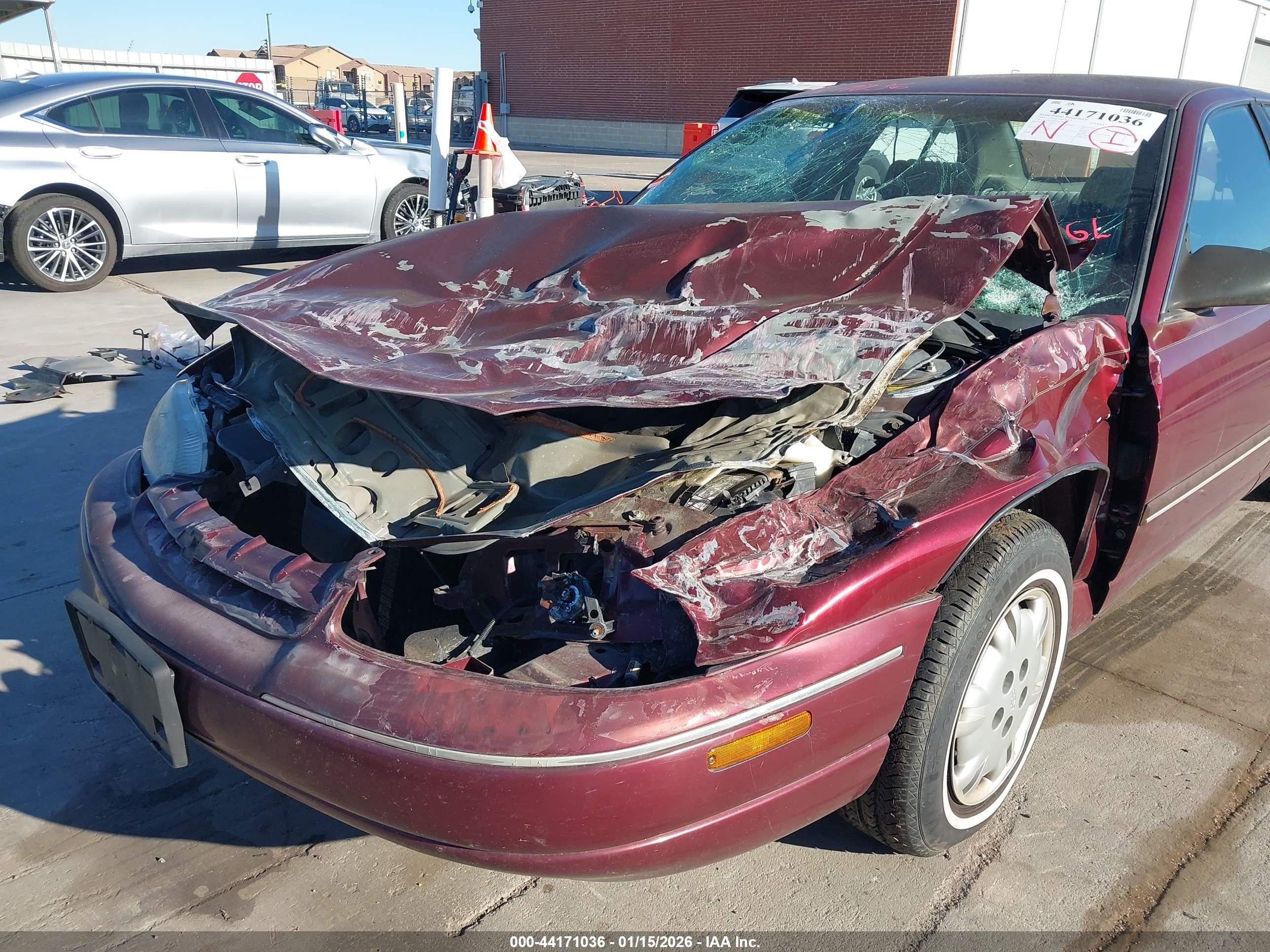 1999 Chevrolet Lumina Burgundy vin: 2G1WL52M1X9200098
