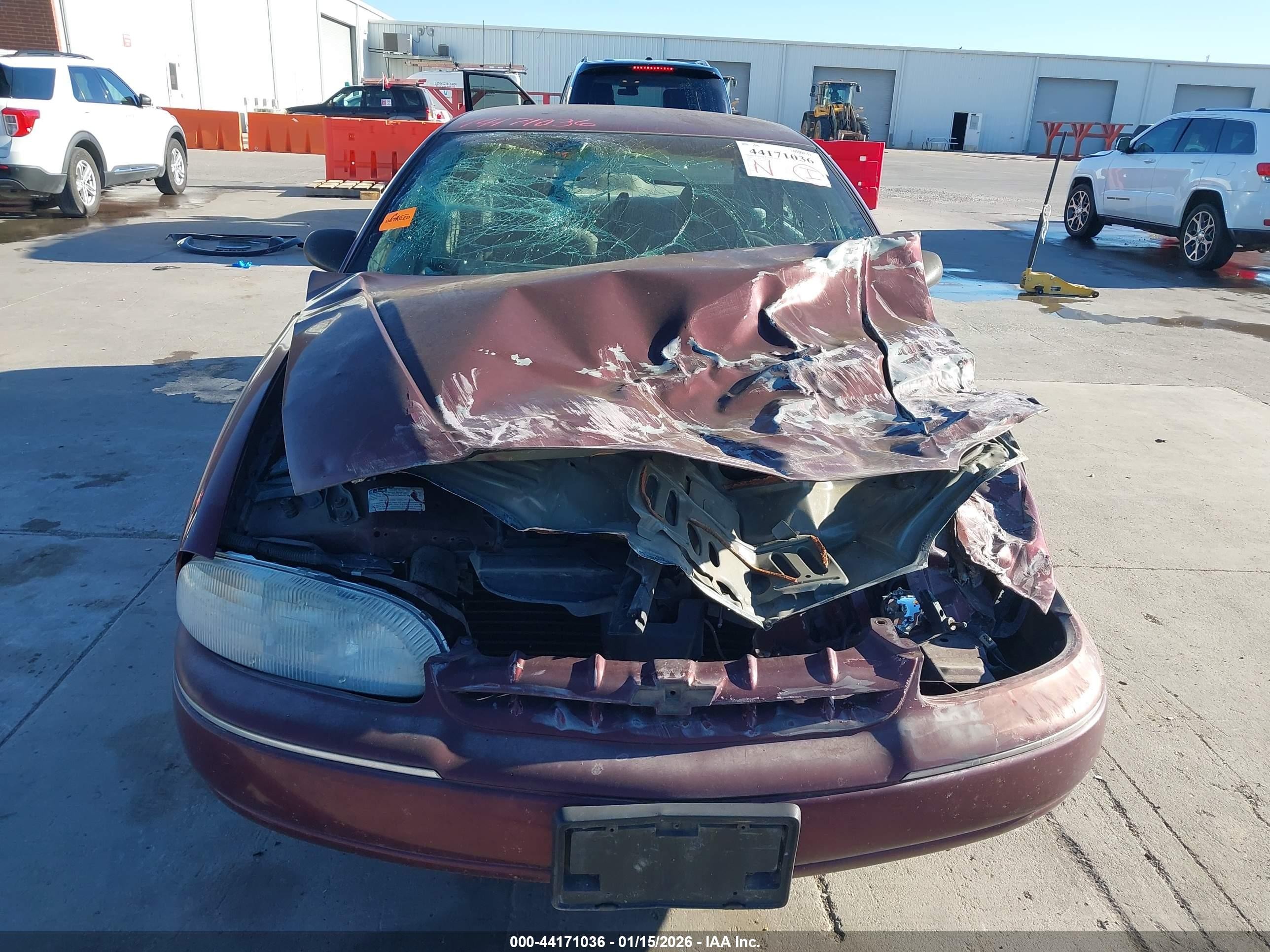 1999 Chevrolet Lumina Burgundy vin: 2G1WL52M1X9200098