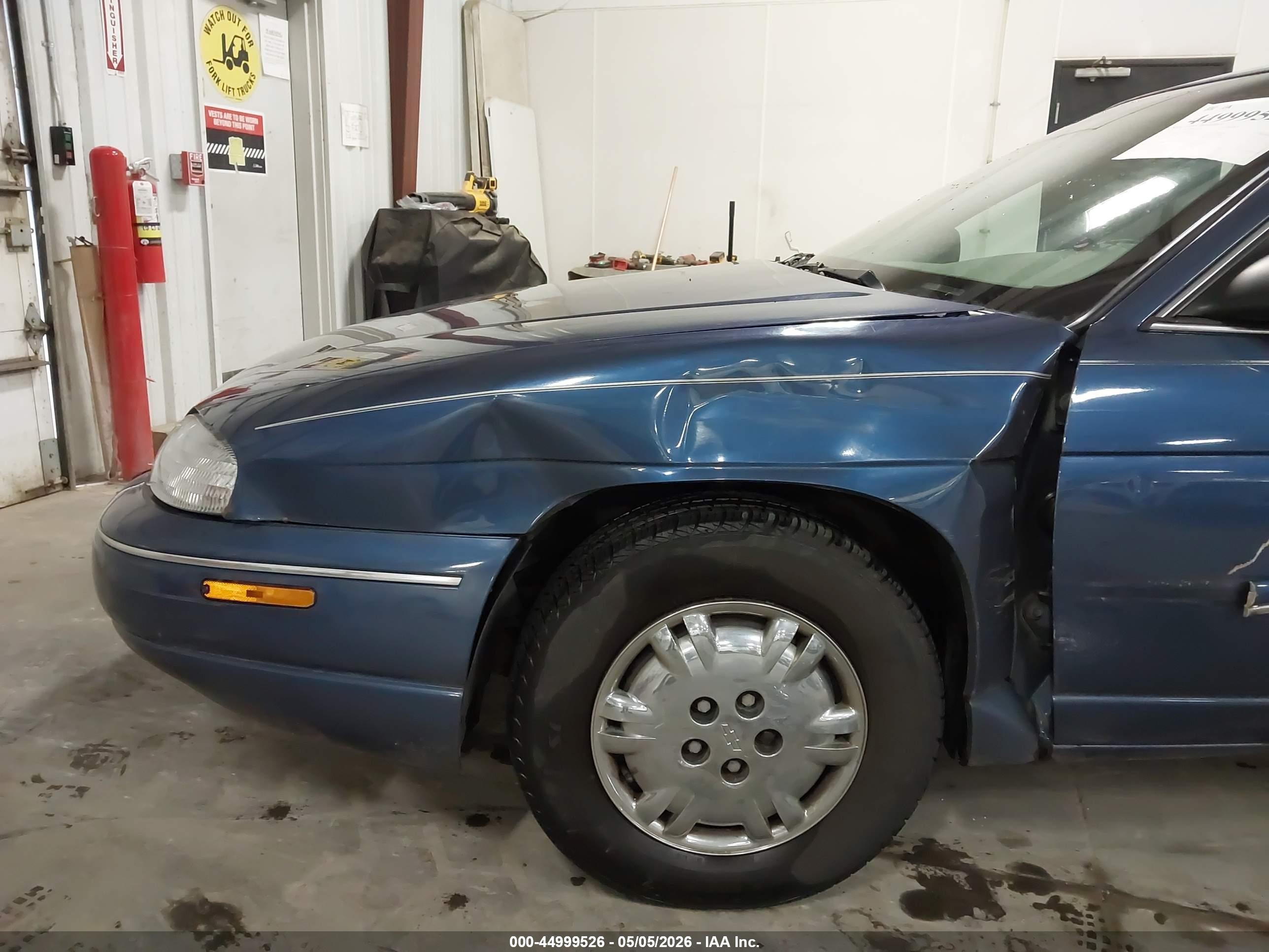 1997 Chevrolet Lumina Police Blue vin: 2G1WL52M2V9322871