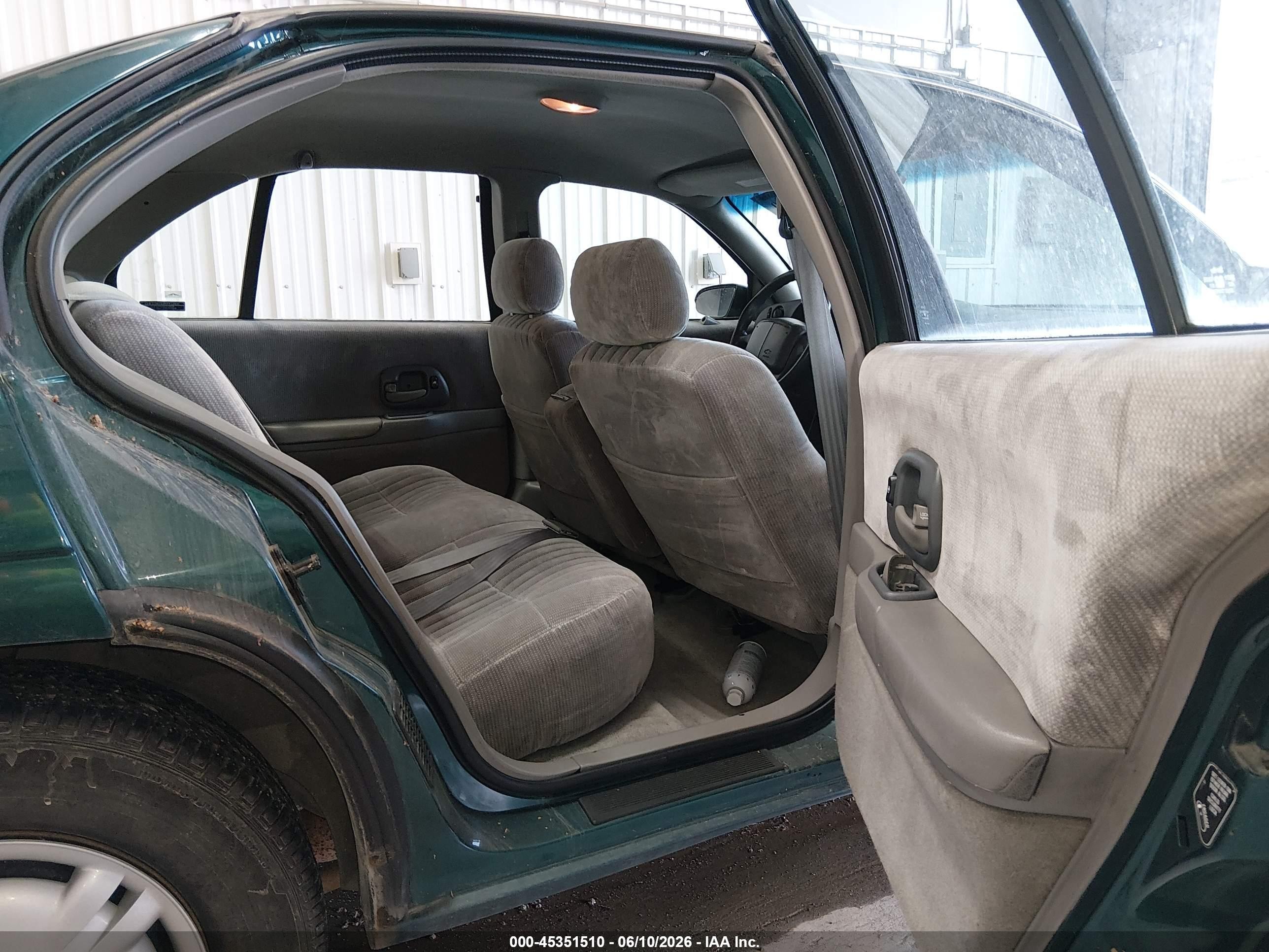 1998 Chevrolet Lumina   Green vin: 2G1WL52M2W1109385