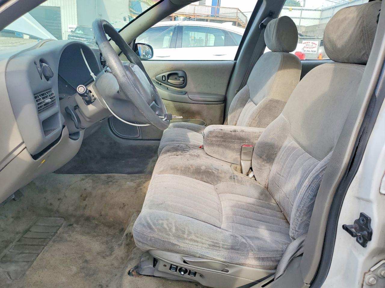 1999 Chevrolet Lumina Base White vin: 2G1WL52M2X9228766