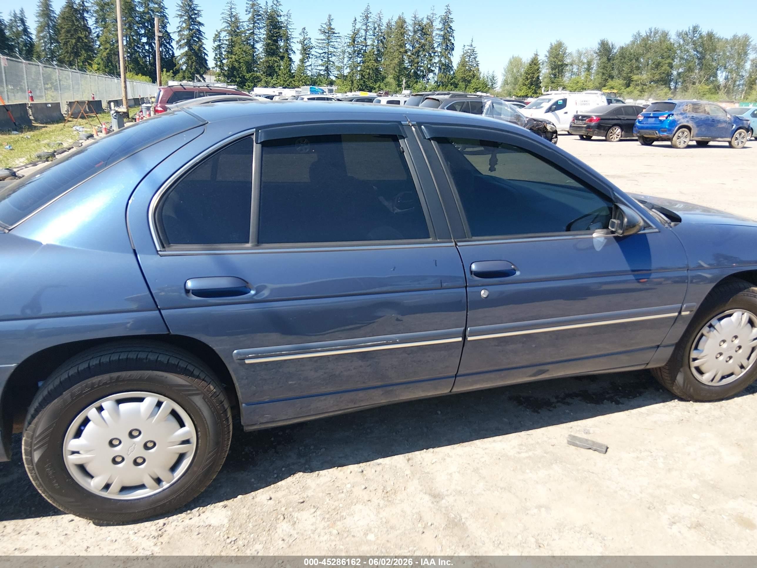 1995 Chevrolet Lumina   Blue vin: 2G1WL52M4S1128742