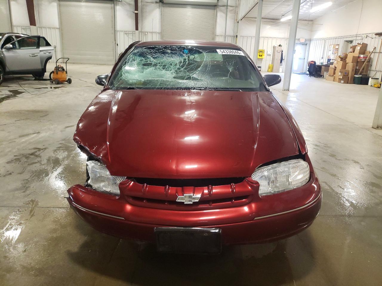 1998 Chevrolet Lumina Base Burgundy vin: 2G1WL52M4W9116307