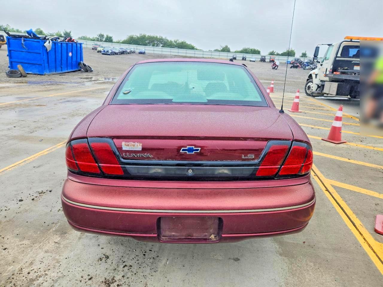 1999 Chevrolet Lumina Base Burgundy vin: 2G1WL52M4X9258786