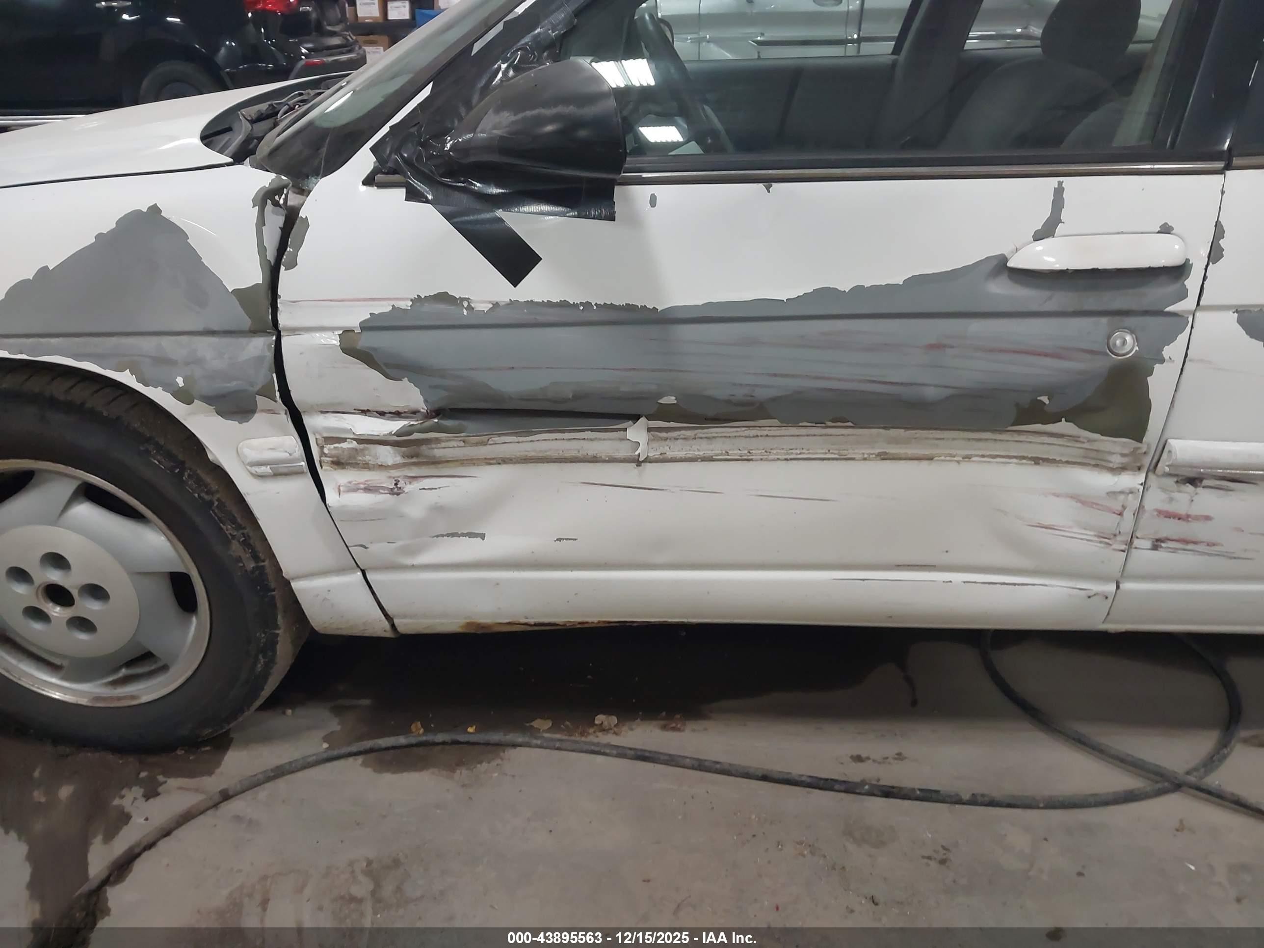 1995 Chevrolet Lumina   White vin: 2G1WL52M5S1130970