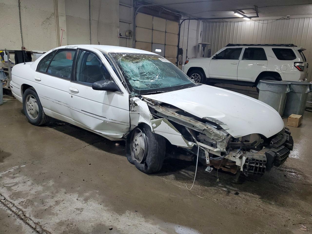 1995 Chevrolet Lumina White vin: 2G1WL52M5S1161250