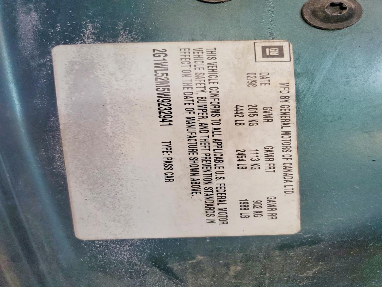 1998 Chevrolet Lumina Base Blue vin: 2G1WL52M5W9232941