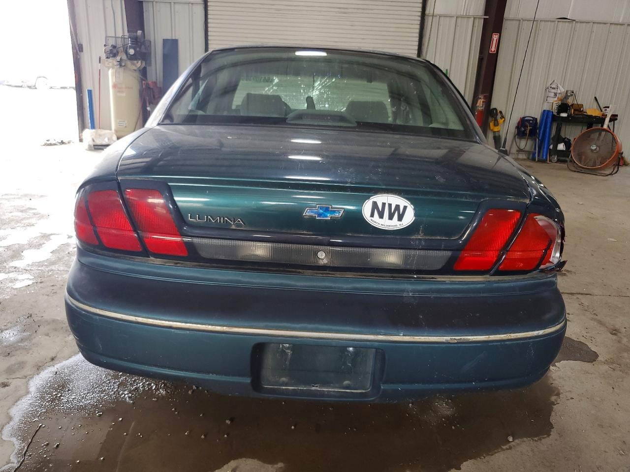 1998 Chevrolet Lumina Base Blue vin: 2G1WL52M5W9232941