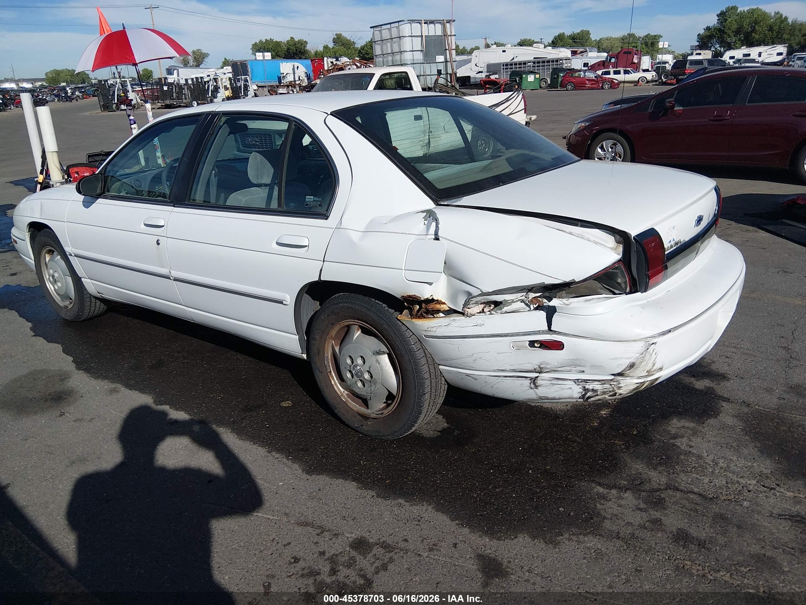 1999 Chevrolet Lumina   White vin: 2G1WL52M6X1105289