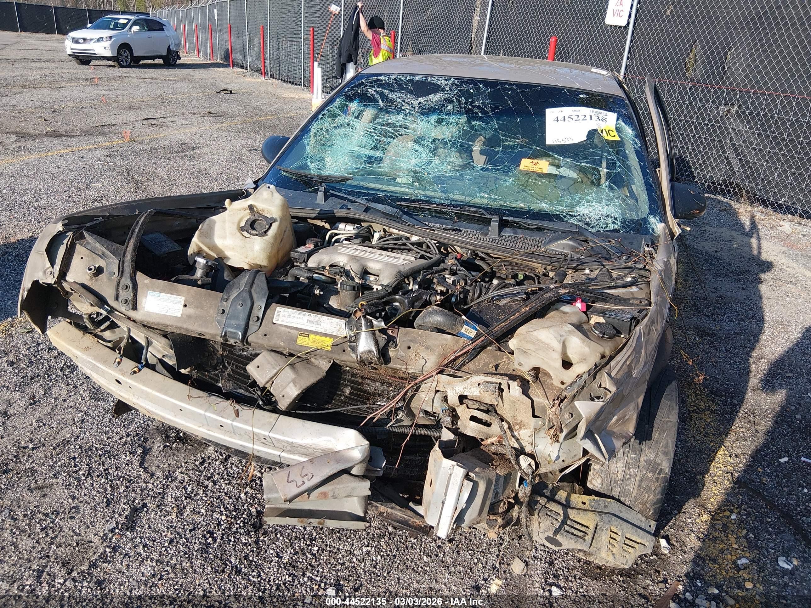 1999 Chevrolet Lumina Ls Gold vin: 2G1WL52M6X9221190