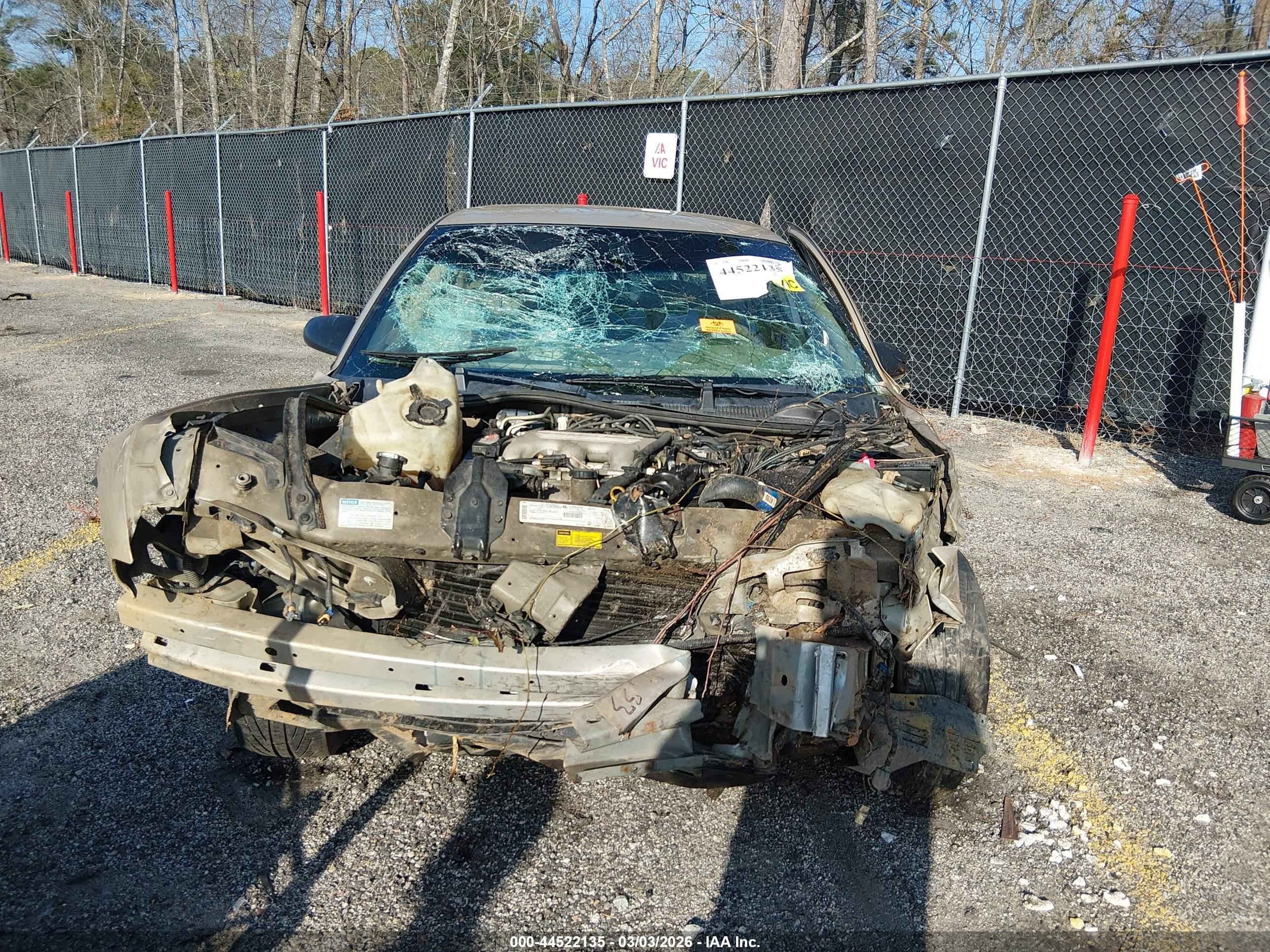 1999 Chevrolet Lumina Ls Gold vin: 2G1WL52M6X9221190