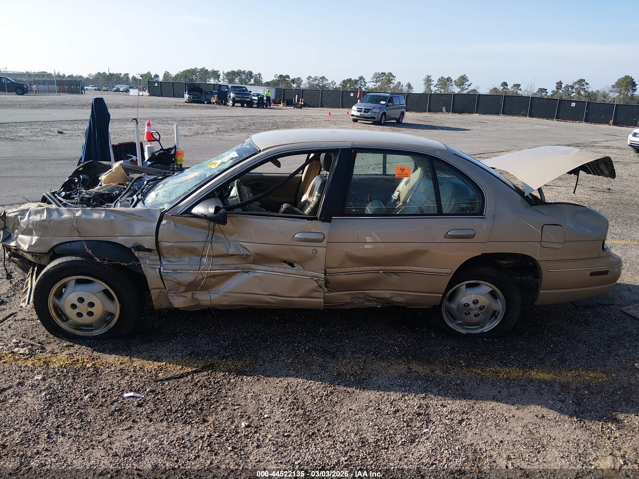 1999 Chevrolet Lumina Ls Gold vin: 2G1WL52M6X9221190