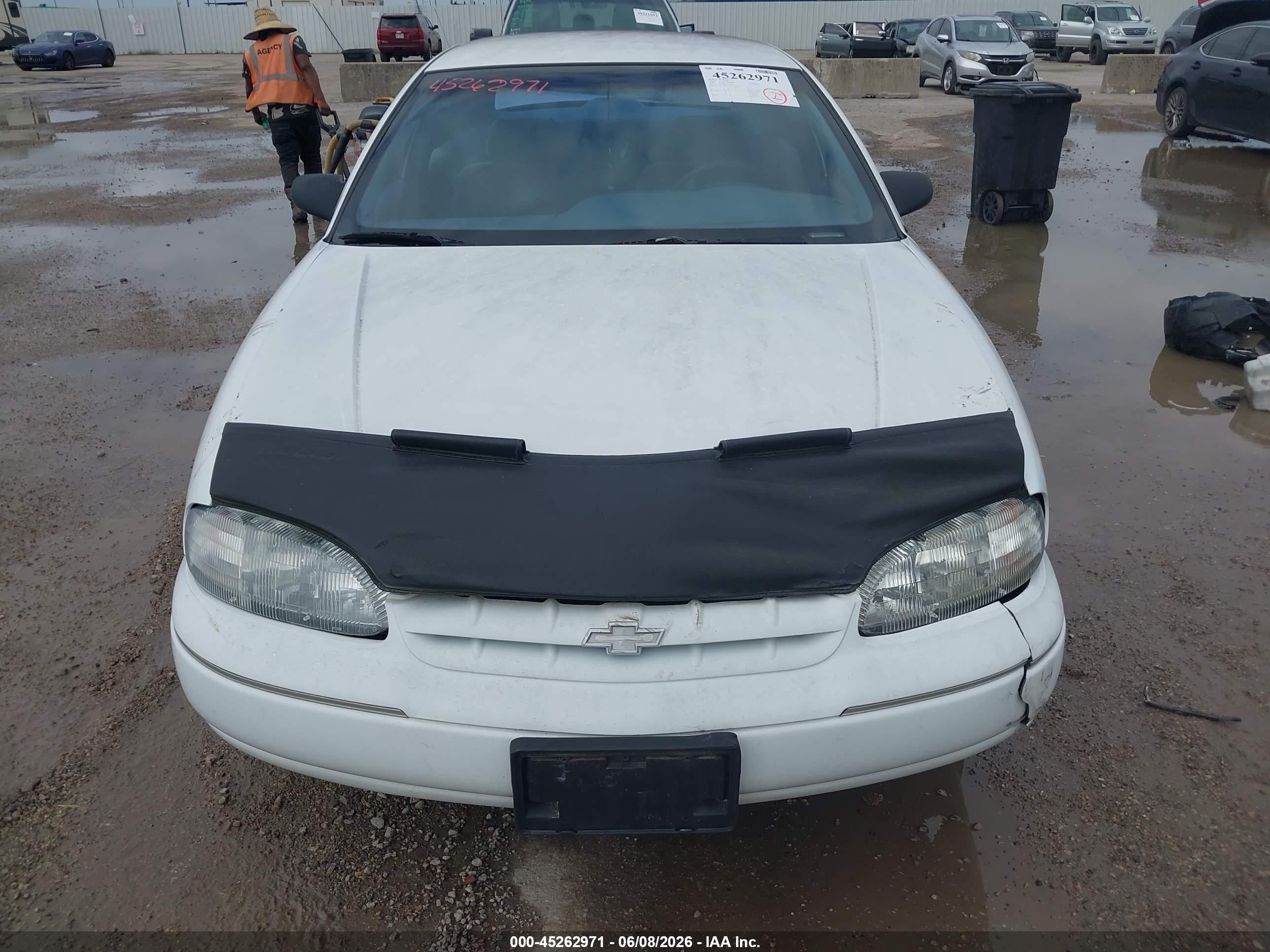 1996 Chevrolet Lumina   White vin: 2G1WL52M7T1133094